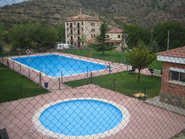 Piscina Municipal Camarena de la Sierra